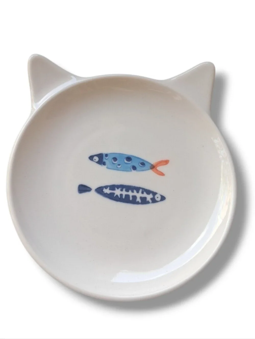 Ceramic Elevated Cat Bowl with Blue Fish Motif - White & Blue